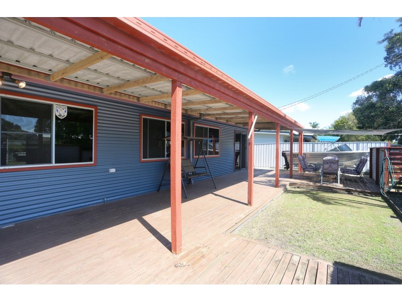1410 Bribie island Road, Ningi QLD 4511