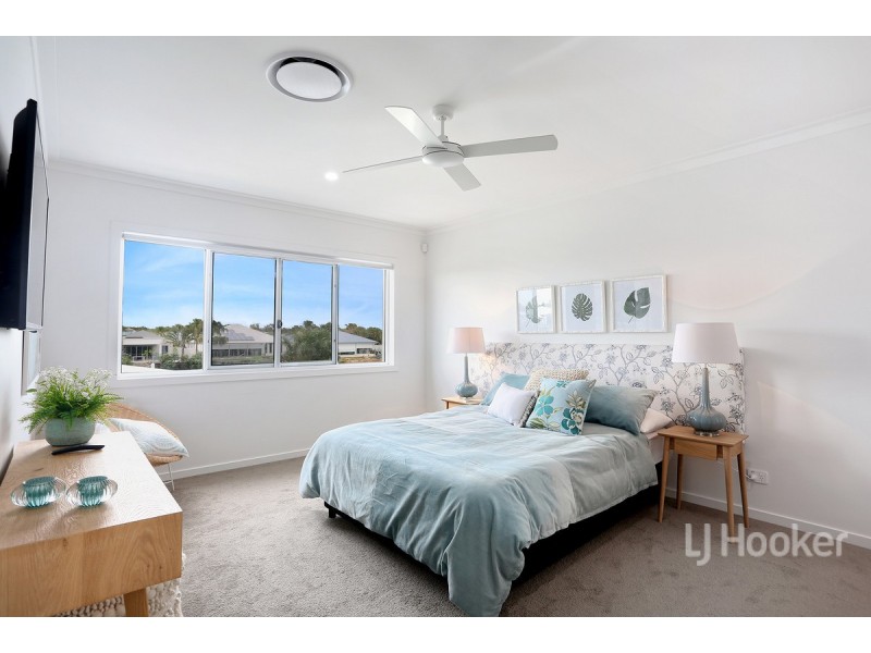 33 The Peninsula, Banksia Beach QLD 4507