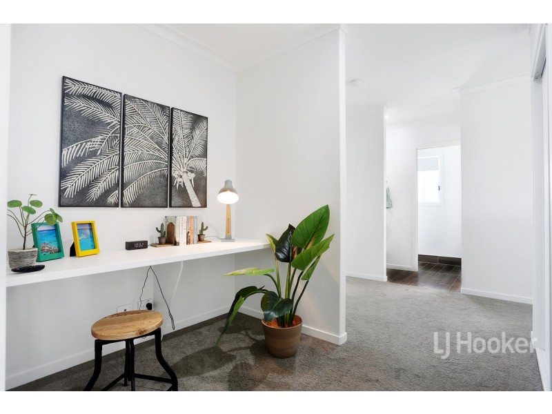 33 The Peninsula, Banksia Beach QLD 4507