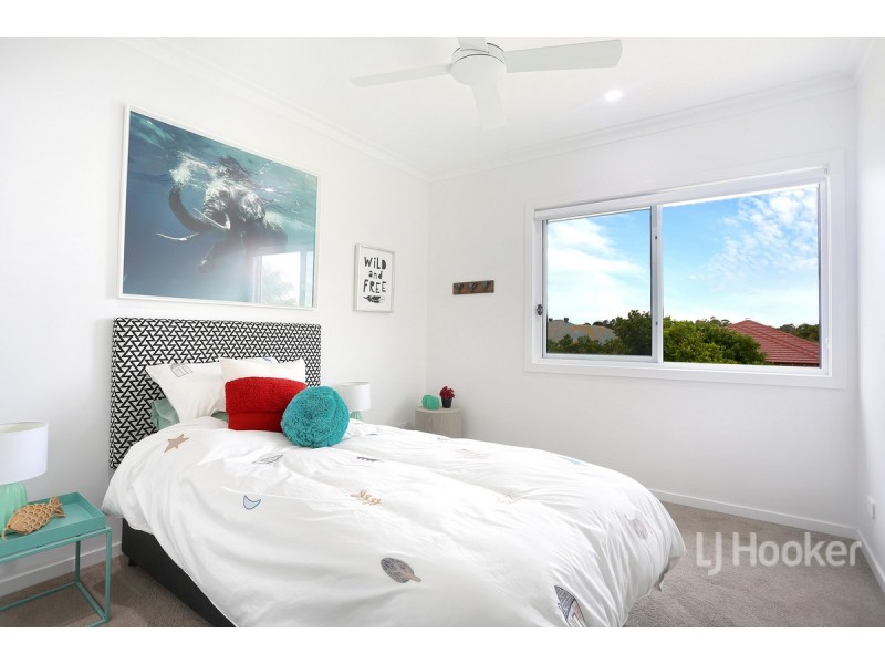 33 The Peninsula, Banksia Beach QLD 4507
