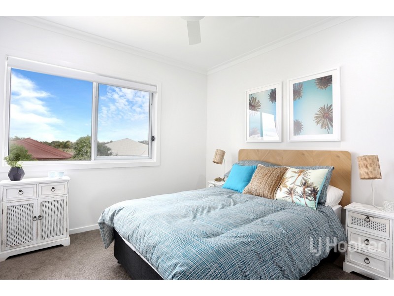 33 The Peninsula, Banksia Beach QLD 4507