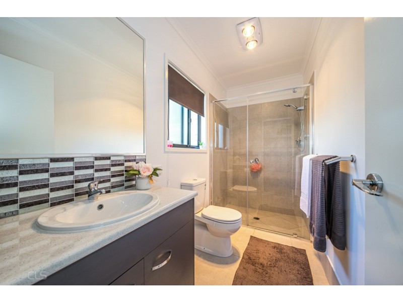 25 Bora Place, Ningi QLD 4511