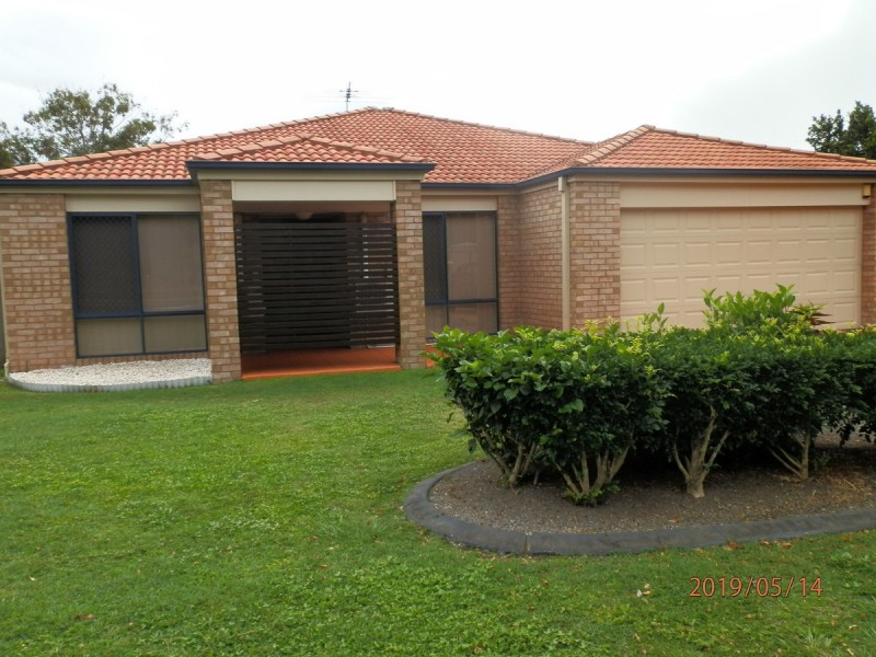 318 Bestmann Road East, Sandstone Point QLD 4511