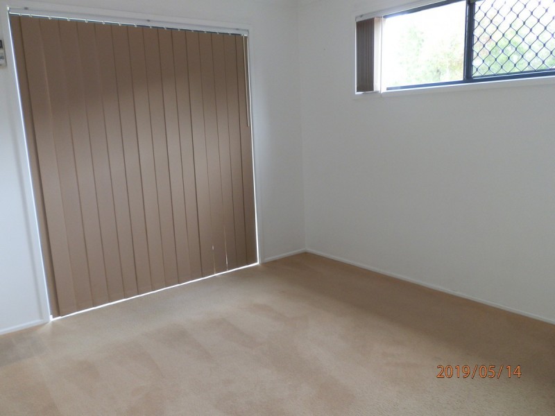 318 Bestmann Road East, Sandstone Point QLD 4511