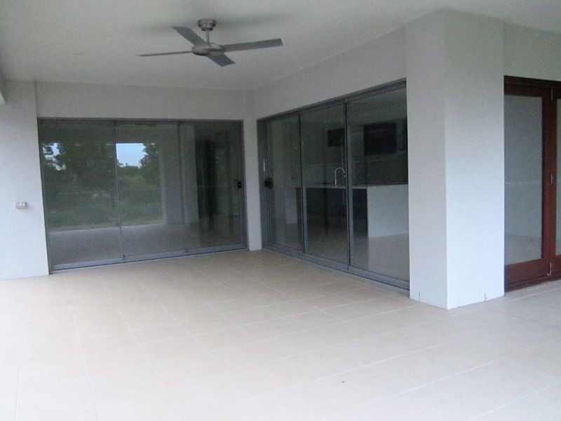 21 Vanillalily Close, Banksia Beach QLD 4507