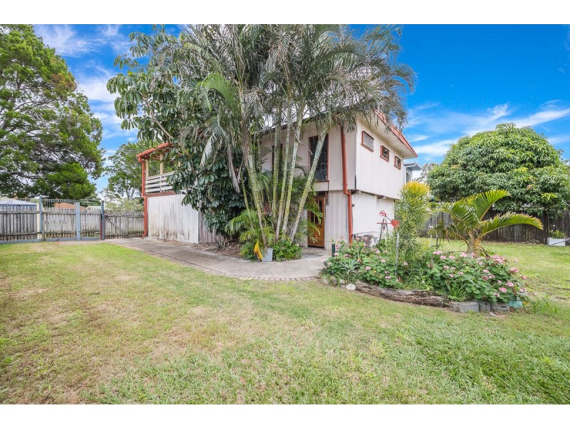 19 Crouch Avenue, Bongaree QLD 4507