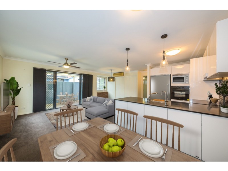 6/8 Spinnaker Drive, Sandstone Point QLD 4511