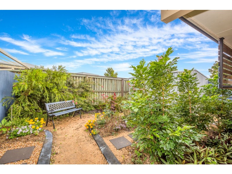 6/8 Spinnaker Drive, Sandstone Point QLD 4511