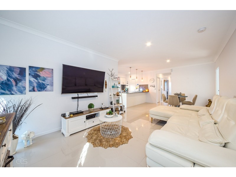 31 Bora Place, Ningi QLD 4511