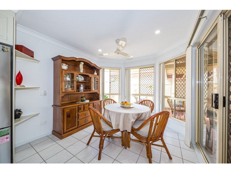 2 Headsail Drive, Banksia Beach QLD 4507