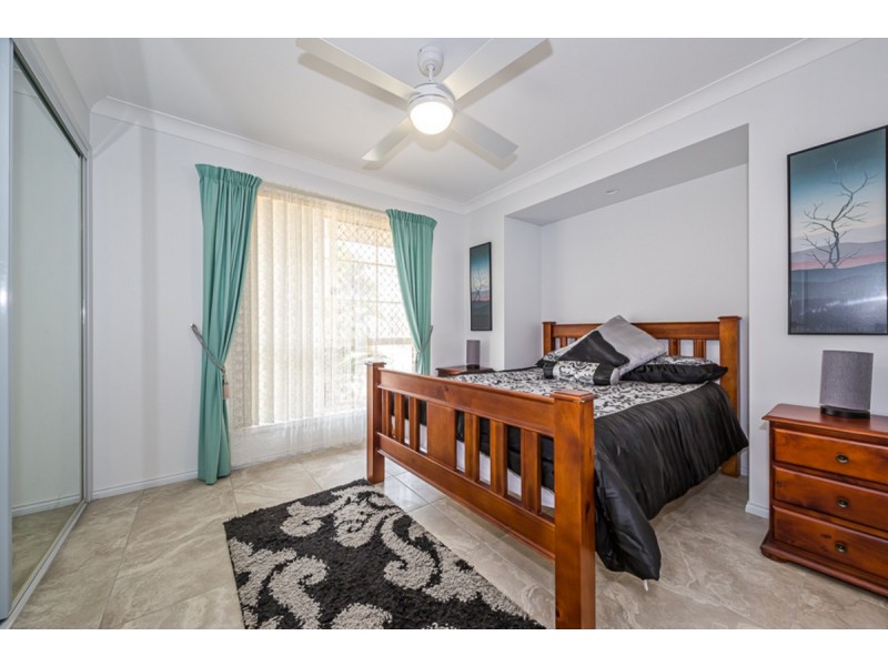 2 Headsail Drive, Banksia Beach QLD 4507
