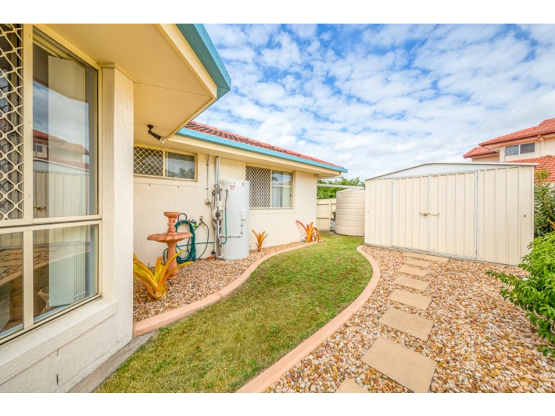 2 Headsail Drive, Banksia Beach QLD 4507