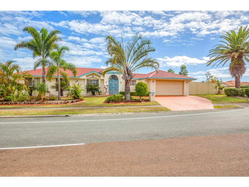 2 Headsail Drive, Banksia Beach QLD 4507