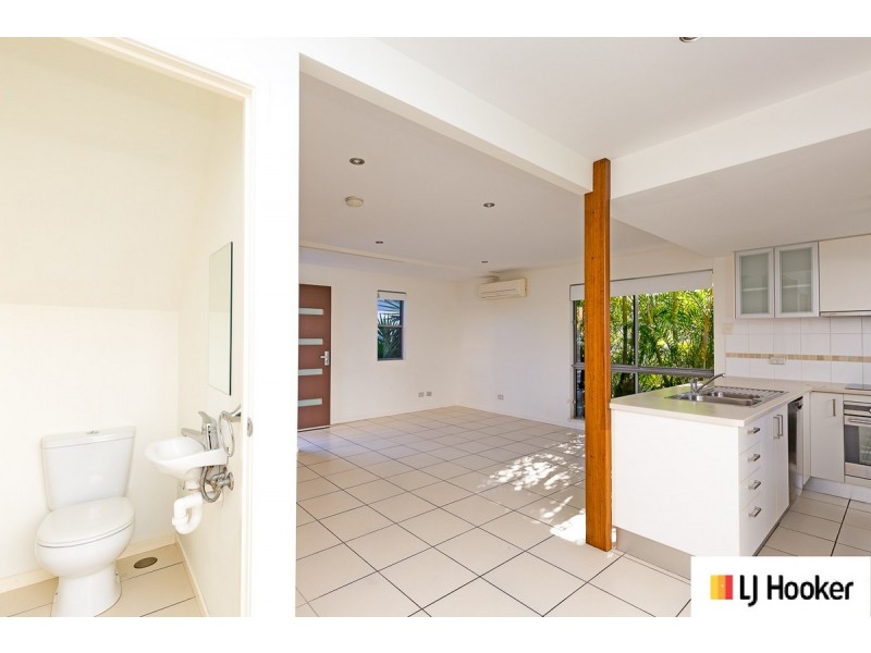 1/57 Toorbul Street, Bongaree QLD 4507