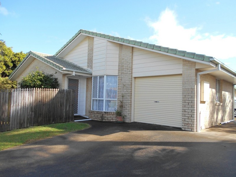 1/5 Chiltern Place, Sandstone Point QLD 4511