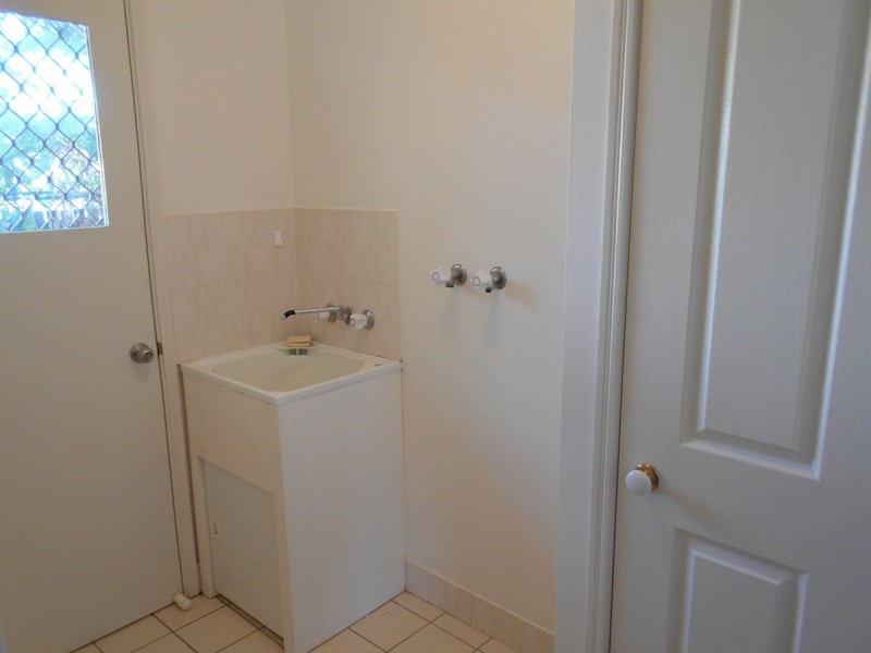 1/5 Chiltern Place, Sandstone Point QLD 4511
