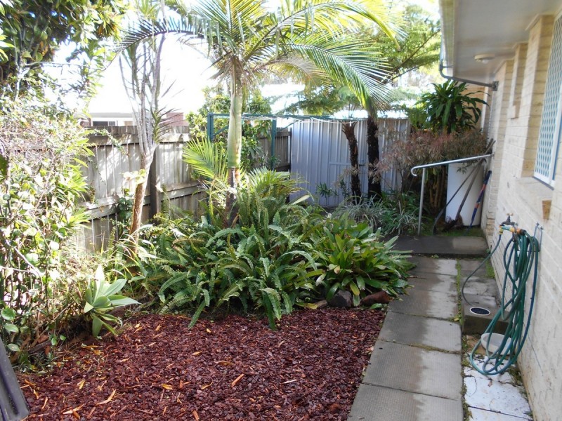 1/5 Chiltern Place, Sandstone Point QLD 4511