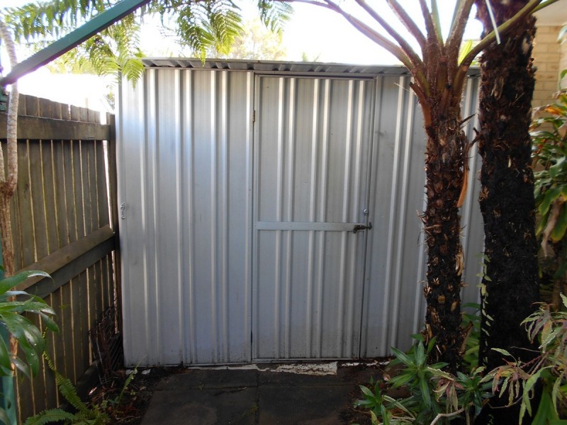 1/5 Chiltern Place, Sandstone Point QLD 4511