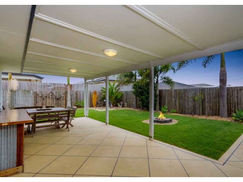 2 Harmony Avenue, Bongaree QLD 4507