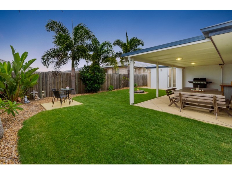 2 Harmony Avenue, Bongaree QLD 4507