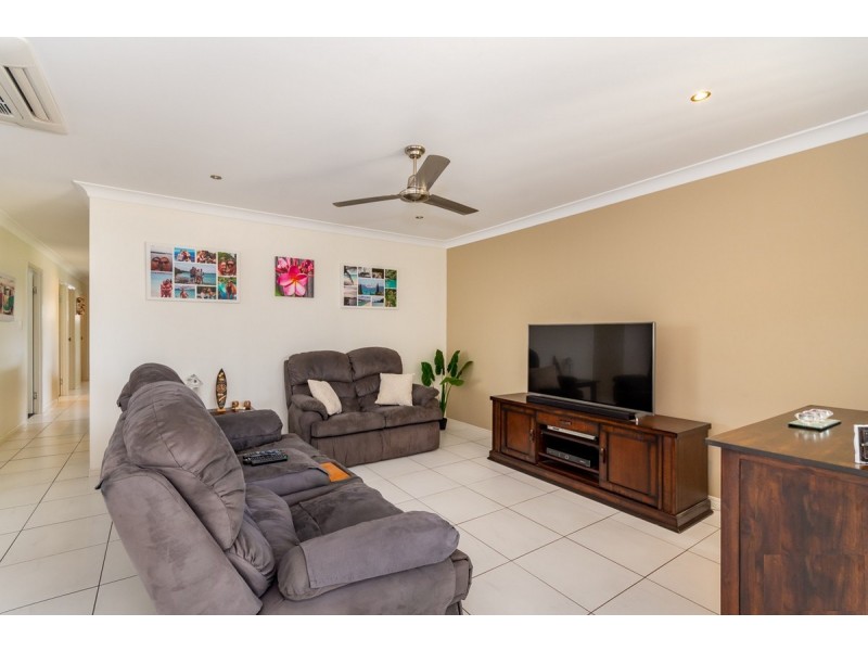 2 Harmony Avenue, Bongaree QLD 4507