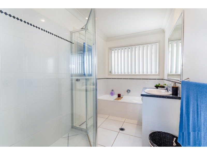 2 Harmony Avenue, Bongaree QLD 4507