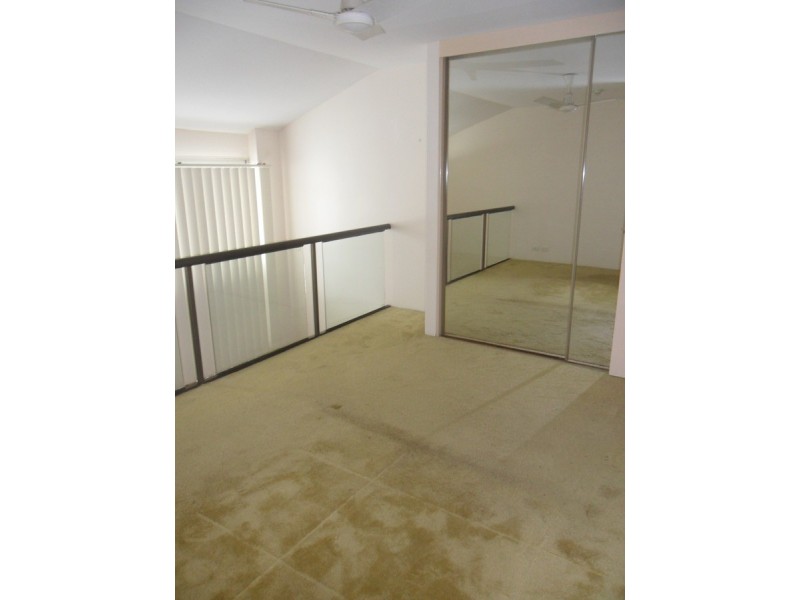 19A/16 Spinnaker Drive, Sandstone Point QLD 4511