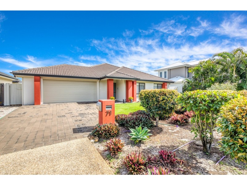 71 Freshwater Drive, Banksia Beach QLD 4507