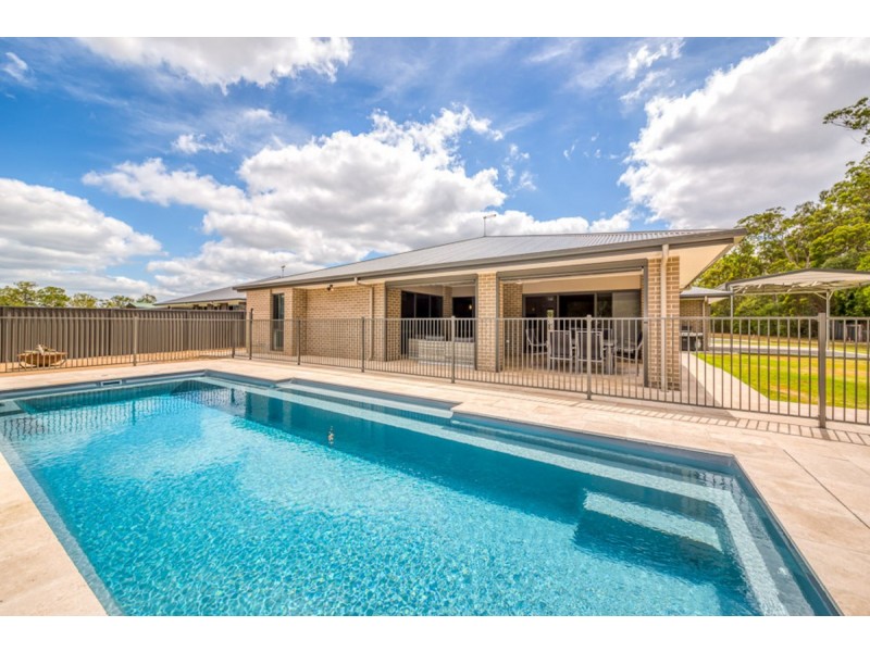 42 Ashleigh Street, Caboolture QLD 4510