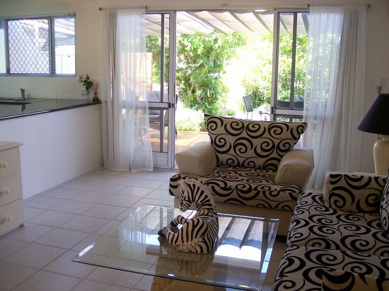 Sandstone Point QLD 4511