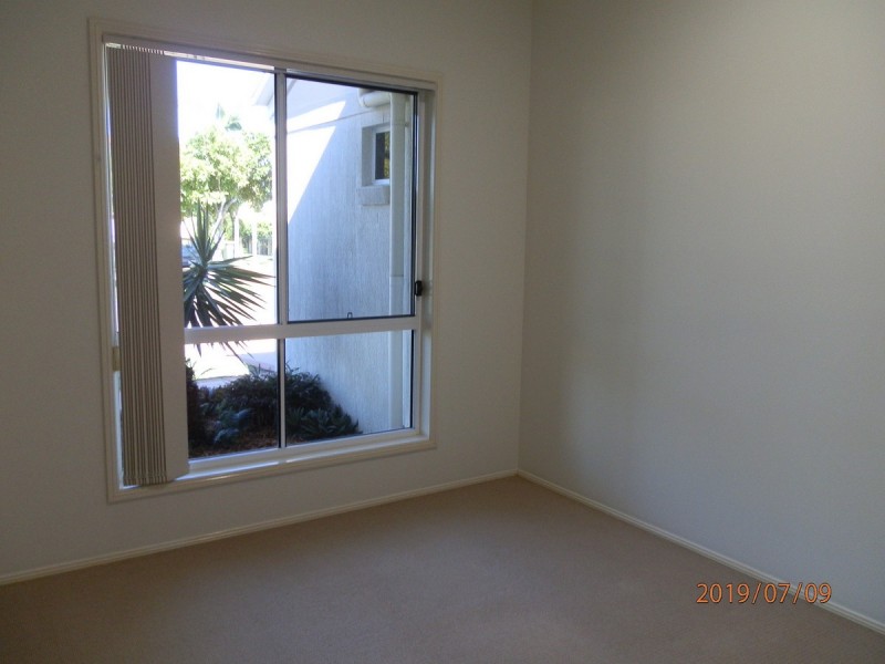 2 Seahorse Court, Banksia Beach QLD 4507