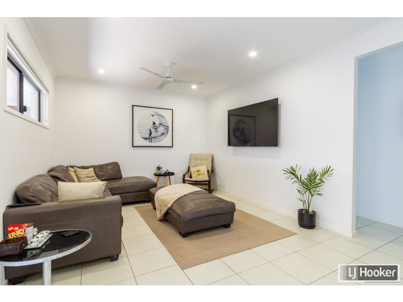 50 Caraway Crescent, Banksia Beach QLD 4507