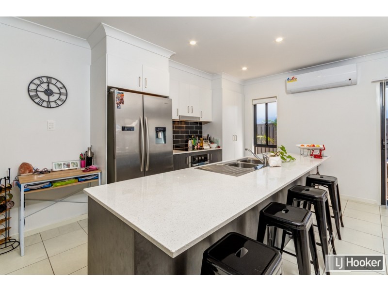 50 Caraway Crescent, Banksia Beach QLD 4507