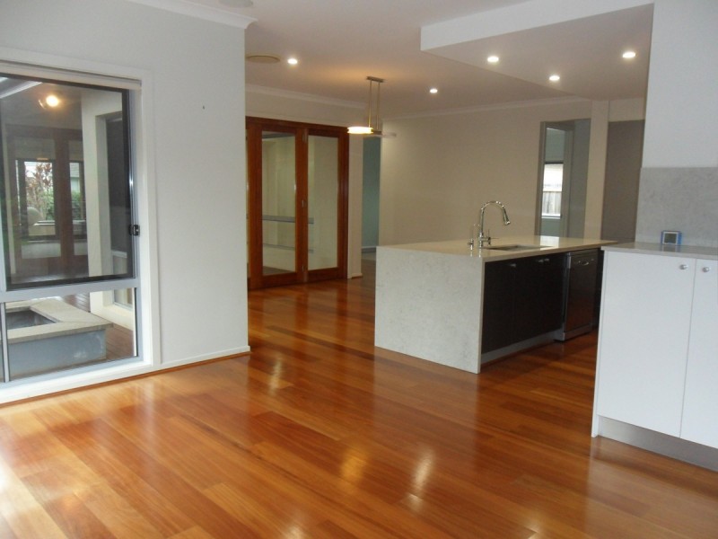 6 Riverstone Street, Ningi QLD 4511