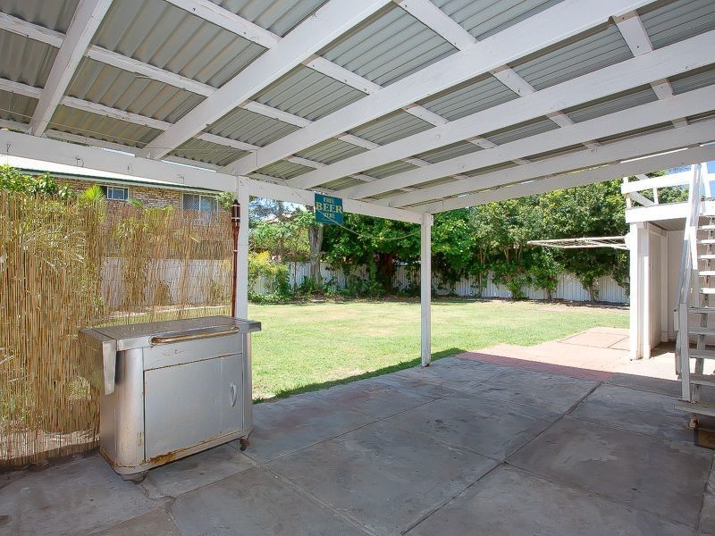 31 Gidya Avenue, Bribie Island QLD 4507