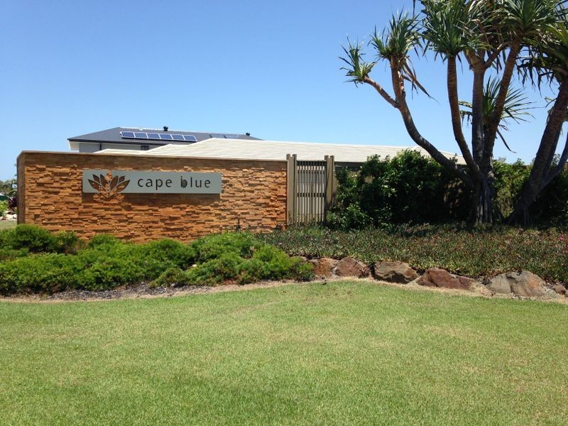 6 Foxtail Crescent, Banksia Beach QLD 4507