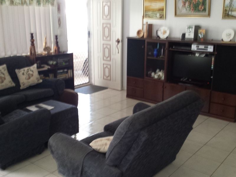 2/9 Botany Crescent, Bribie Island QLD 4507