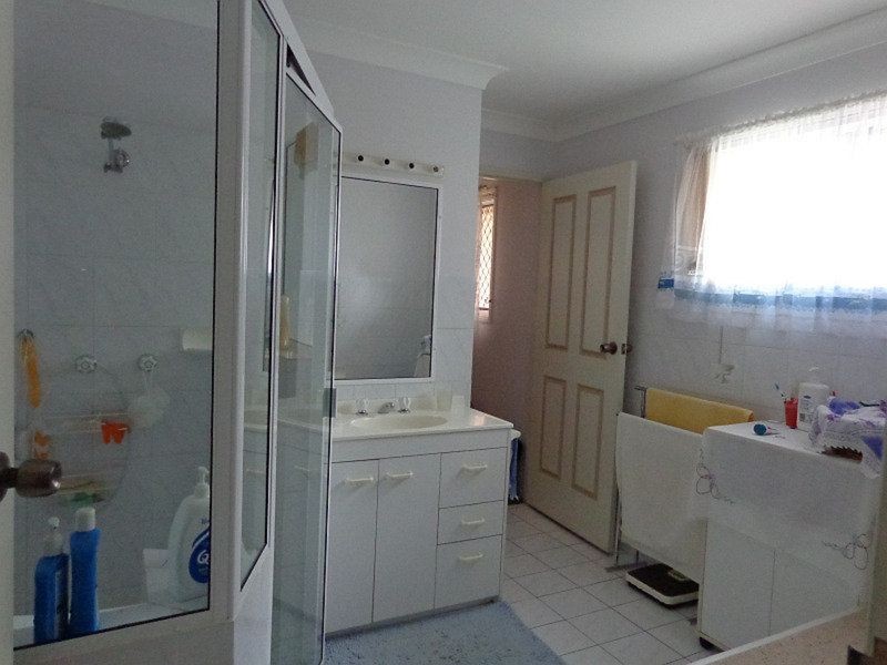 2/9 Botany Crescent, Bribie Island QLD 4507