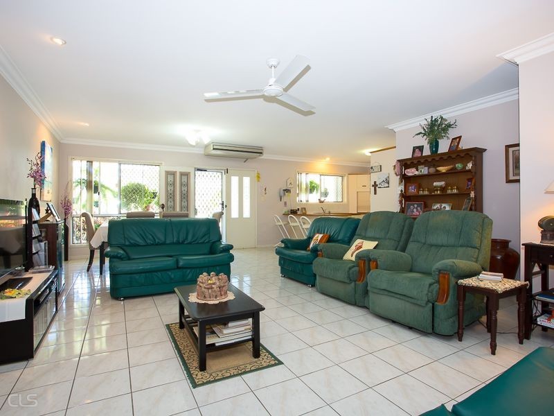 1/9 Botany Crescent, Bribie Island QLD 4507