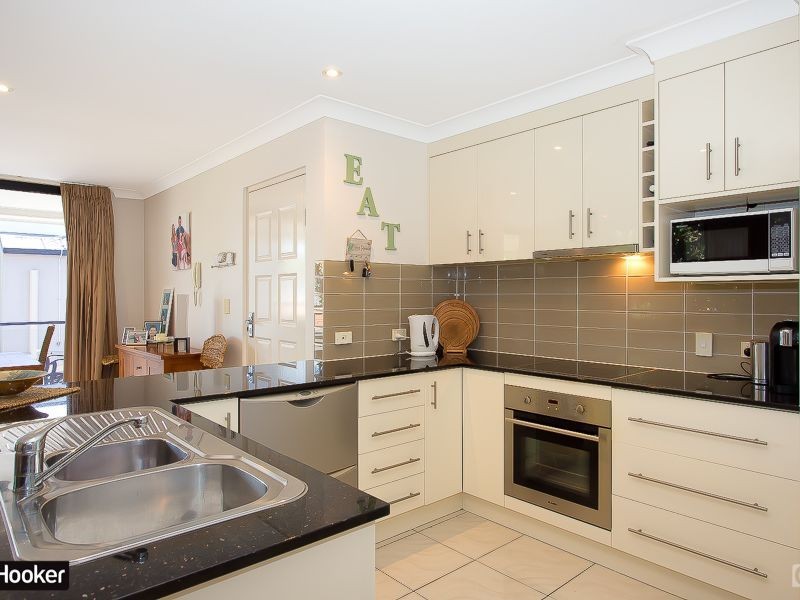 4/35 Queen Street, Bribie Island QLD 4507