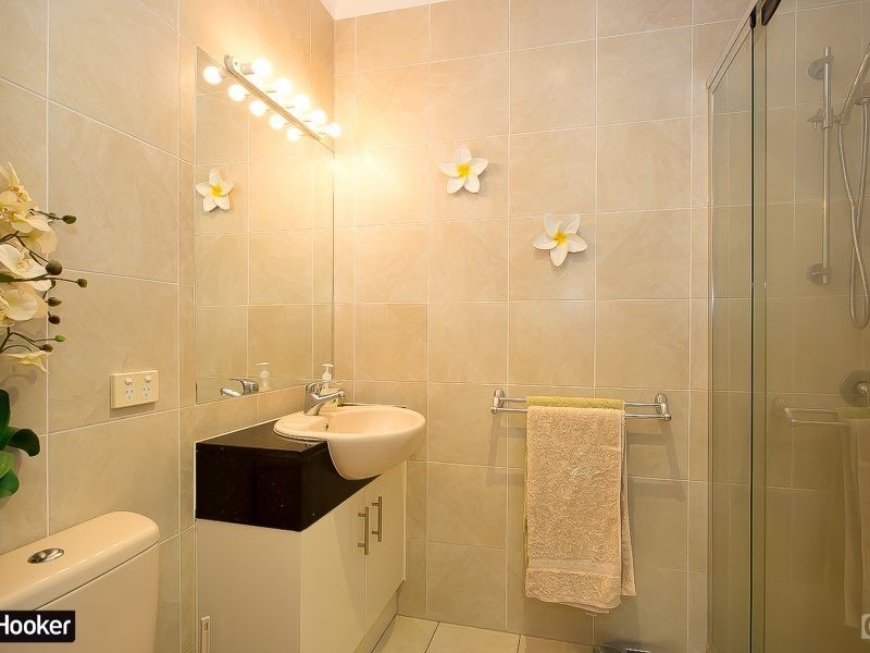 4/35 Queen Street, Bribie Island QLD 4507