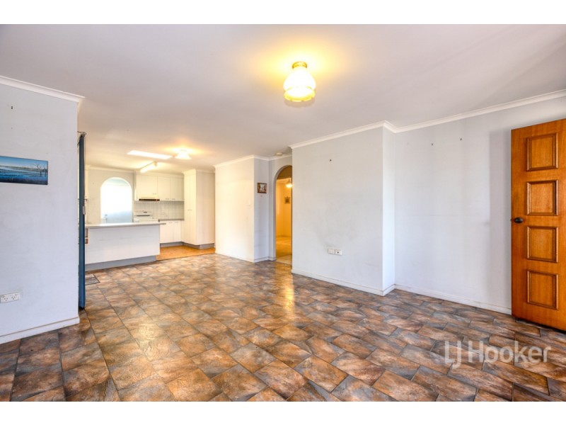 14 Coolgarra Avenue, Bongaree QLD 4507