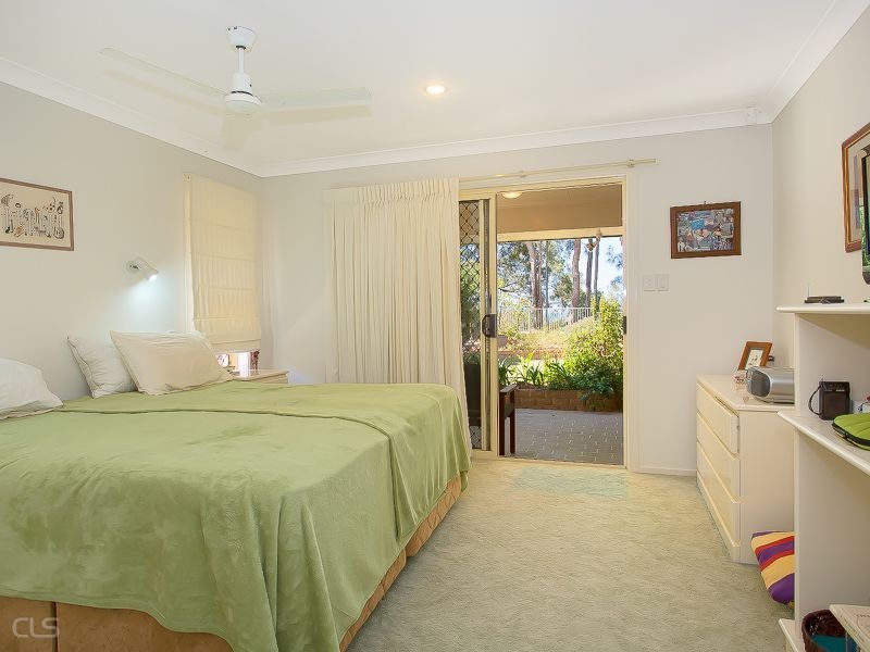 12 Sunbrite Court, Sandstone Point QLD 4511