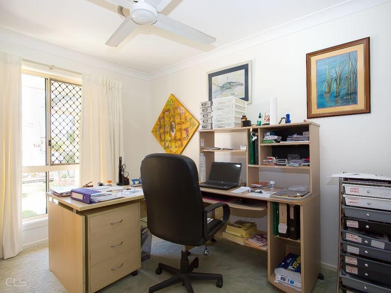12 Sunbrite Court, Sandstone Point QLD 4511