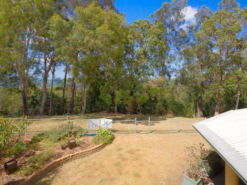 12 Sunbrite Court, Sandstone Point QLD 4511