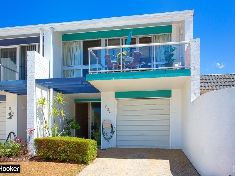 21/10B Spinnaker Drive, Sandstone Point QLD 4511