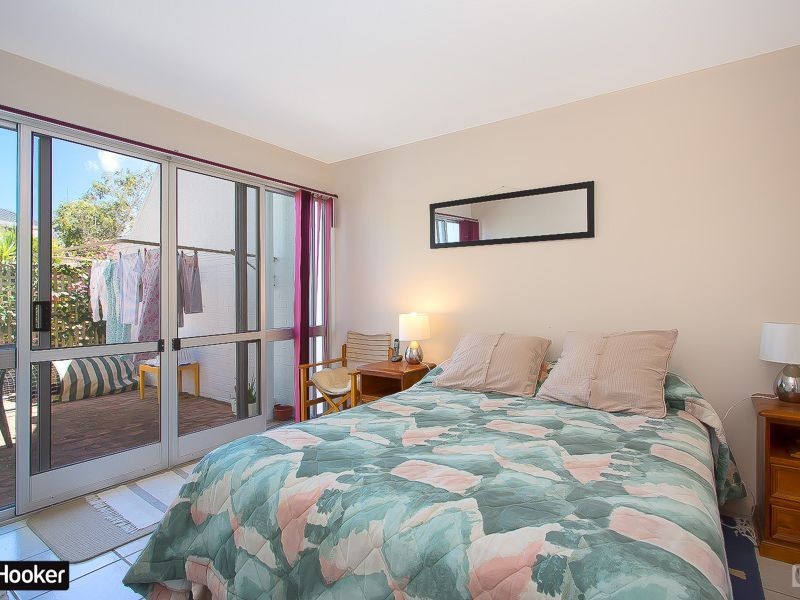 21/10B Spinnaker Drive, Sandstone Point QLD 4511