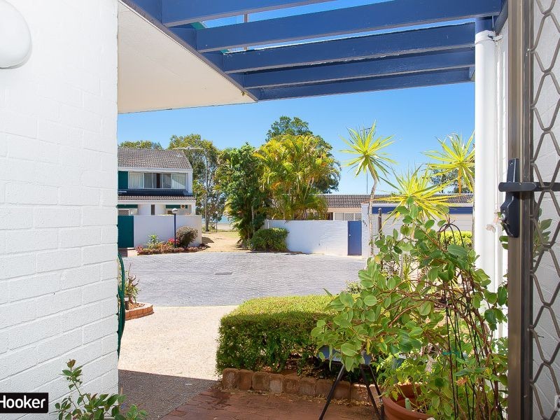 21/10B Spinnaker Drive, Sandstone Point QLD 4511