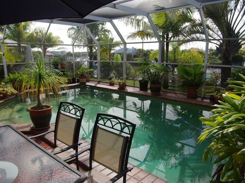 8 Topsail Circuit, Banksia Beach QLD 4507