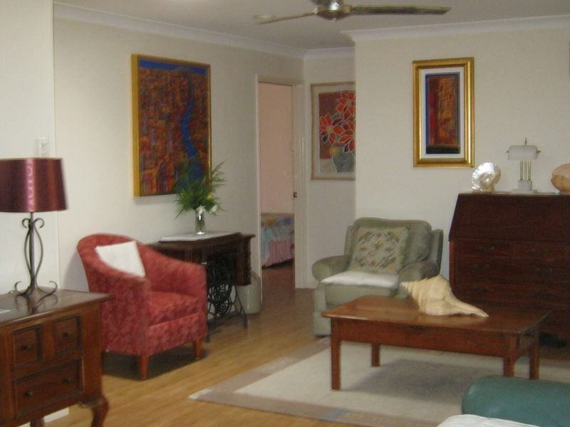 74-76 Bernborough Way, Ningi QLD 4511